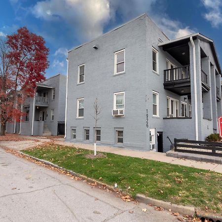 The Village Downtown West Indianapolis Exteriör bild