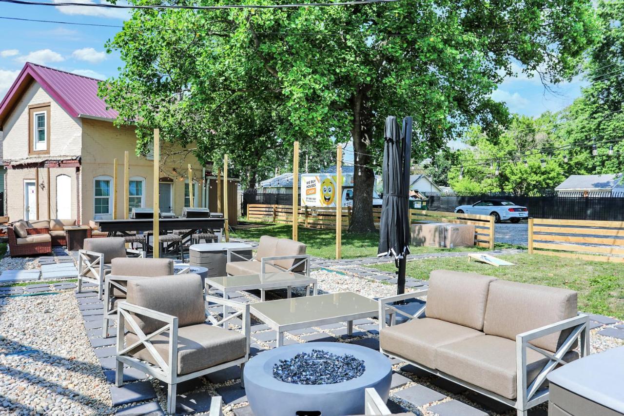 The Village Downtown West Indianapolis Exteriör bild