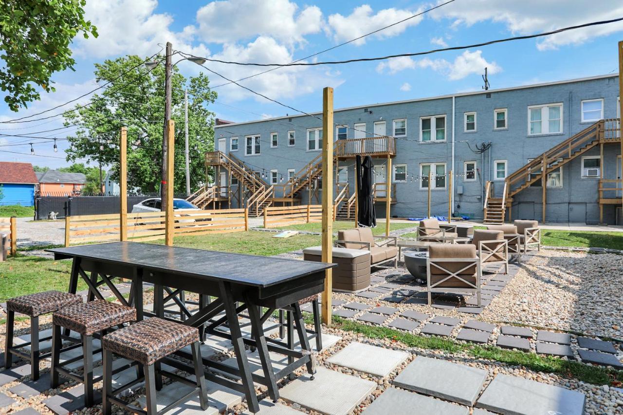 The Village Downtown West Indianapolis Exteriör bild