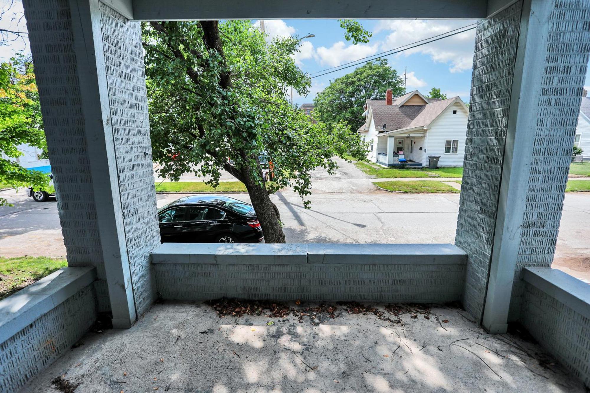The Village Downtown West Indianapolis Exteriör bild